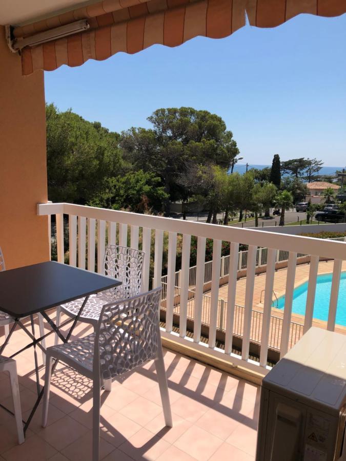 Apartment Newly Renovated Aircond-Wifi-Pool-Sea View-150M To Beaches- 생타굴프 외부 사진