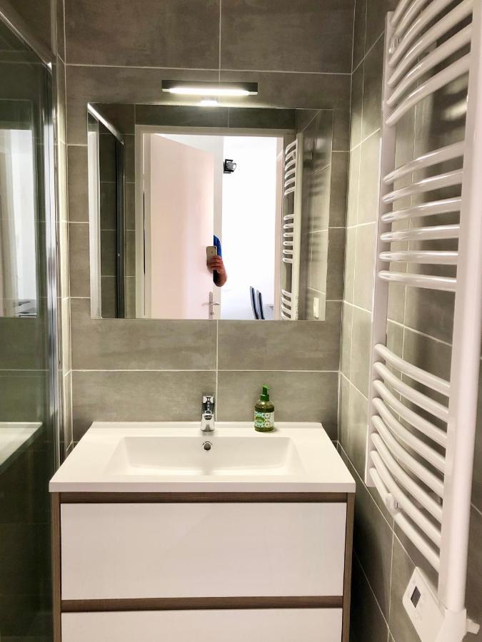 Apartment Newly Renovated Aircond-Wifi-Pool-Sea View-150M To Beaches- 생타굴프 외부 사진