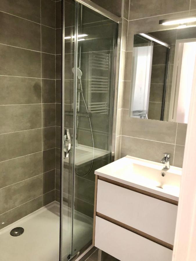 Apartment Newly Renovated Aircond-Wifi-Pool-Sea View-150M To Beaches- 생타굴프 외부 사진