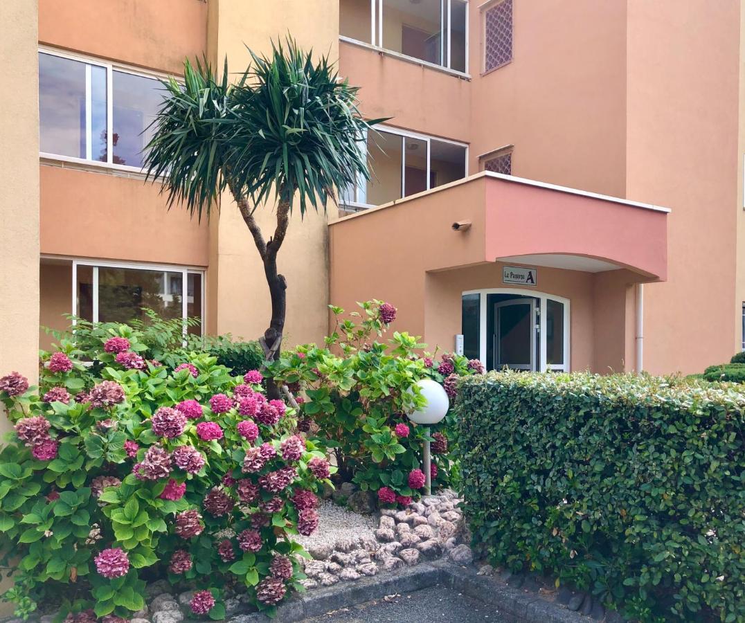 Apartment Newly Renovated Aircond-Wifi-Pool-Sea View-150M To Beaches- 생타굴프 외부 사진